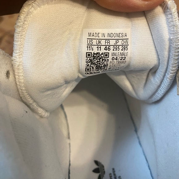 Adidas top ten - Picture 3 of 5